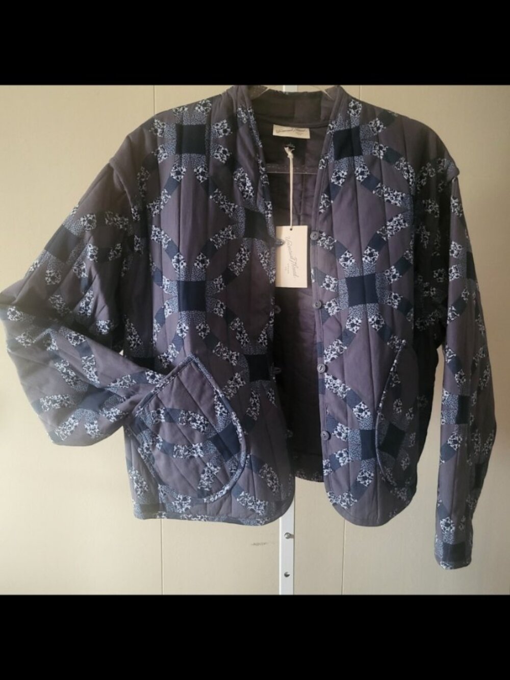 Universal Threads  size Large NWT